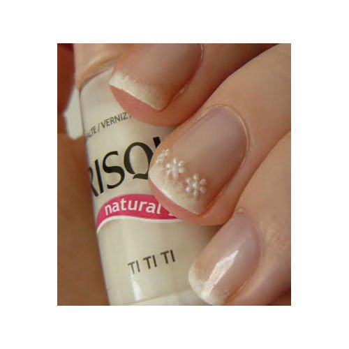 Nail polish Risqué Ti Ti Ti white gloss porcelain 8ml