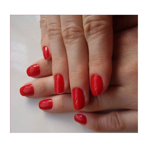 Esmalte de uñas Risqué Toque de Ira rojo coral cremoso 8ml