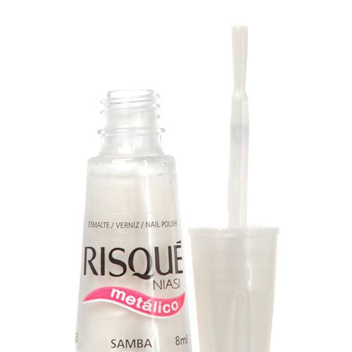 Nail polish Risqué Samba white metallic 8ml