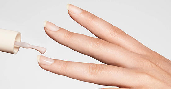 Esmaltes de uñas marrón